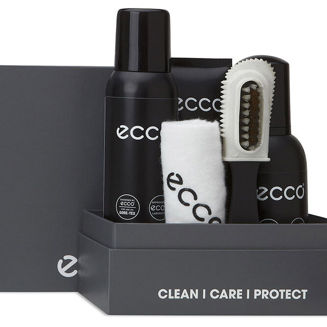 Ecco Shoe Care Kit from american golf